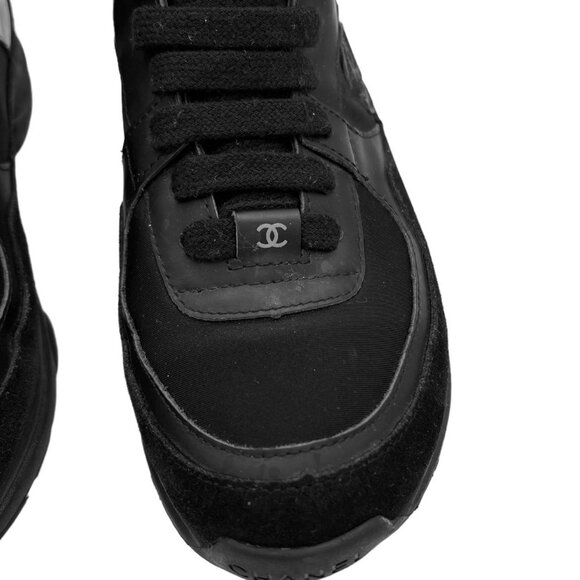 Chanel black high top lambskin and neoprene sneakers - Picture 5 of 6
